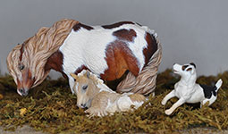 Bubble N Squeak a Pony mare and foal AP #5 sculpture by DeeAnn Kjelshus